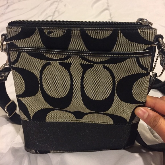 Coach messenger crossbody - Picture 2 of 6